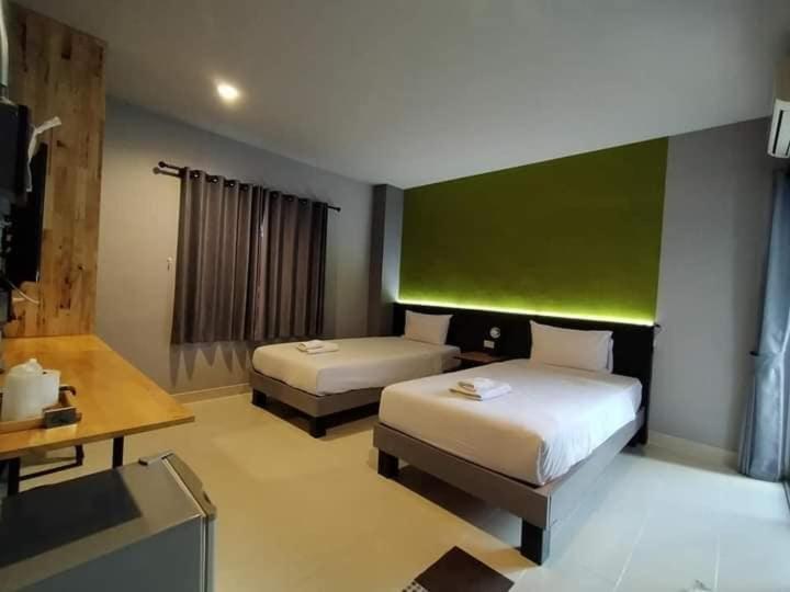 Hotel Passion Nakhon Si Thammarat Bagian luar foto